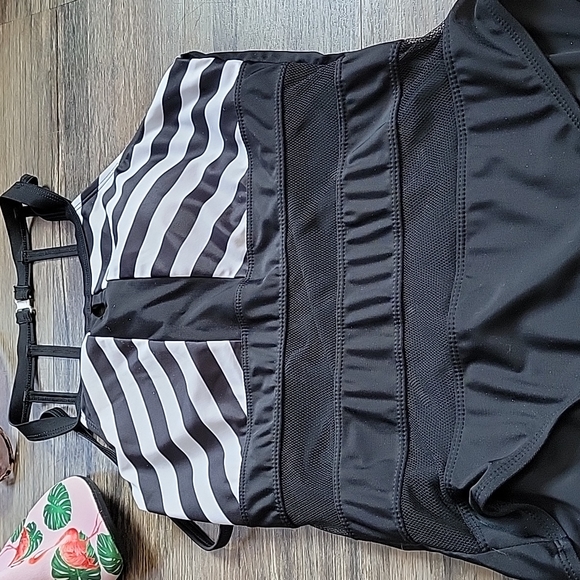 Black & White Mesh One Piece Swim - Picture 4 of 12